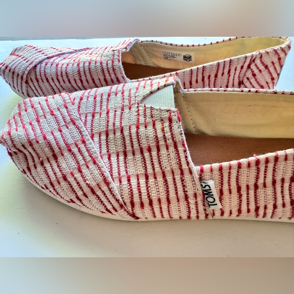 TOMS  Size:8   EUC - Picture 3 of 6